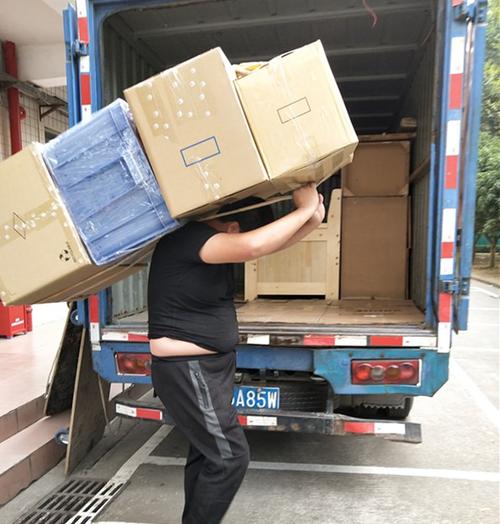 深圳龙岗吉华搬家公司 全市搬家，价格实惠，服务优质量更优